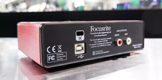 Focusrite - 2-in/2-out USB 2.0 Audio Interface 4